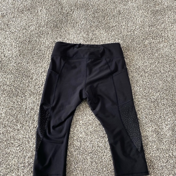 🍁50% Off Sale 🍁 Lululemon Tight Stuff Crop - Picture 8 of 12